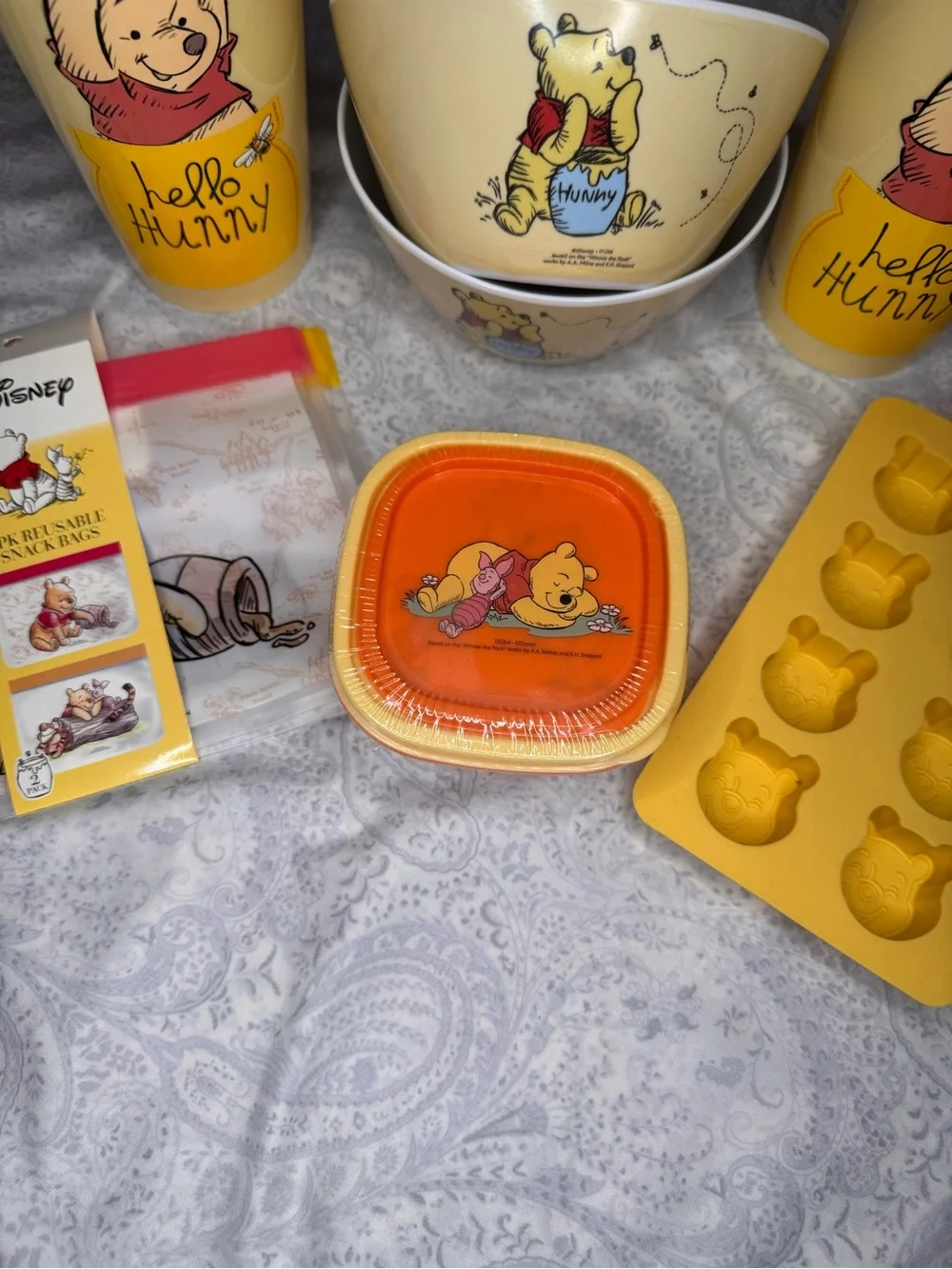 Disney Winnie the Pooh Snack & Drink Set